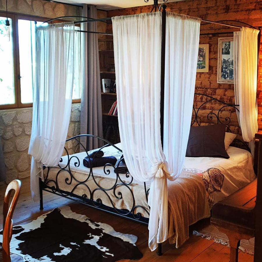 Chambre D'Hotes Le Petit Ranch Los Masos Exterior foto